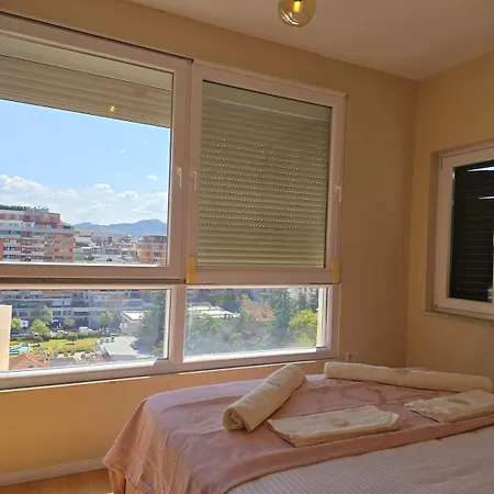 Sky Penthouse-blloku Appartement Tirana