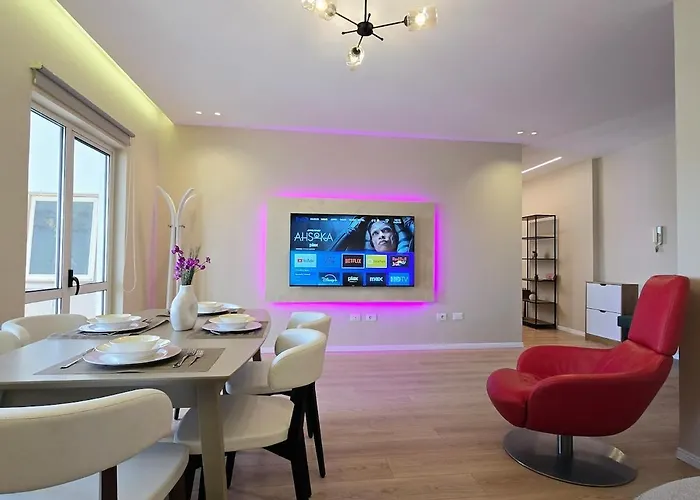 Sky Penthouse-blloku Apartment Tirana