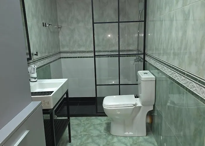 Sky Penthouse-blloku * Tirana